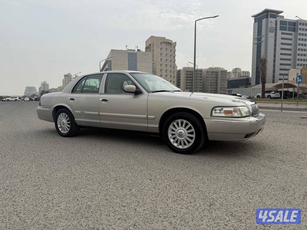 للبيع فورد موديل 2010 شرط الفحص12