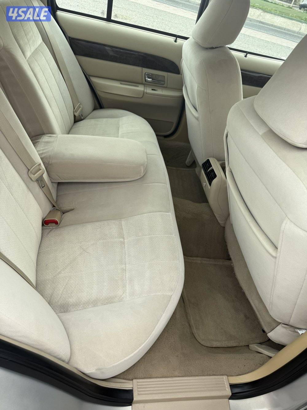 للبيع فورد موديل 2010 شرط الفحص15