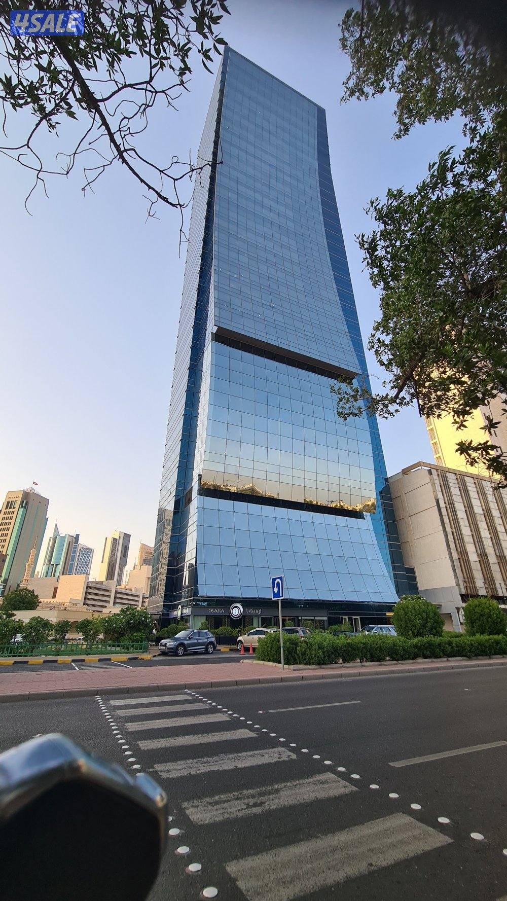 مساحات مختلفه من 6 الي 500 متر7