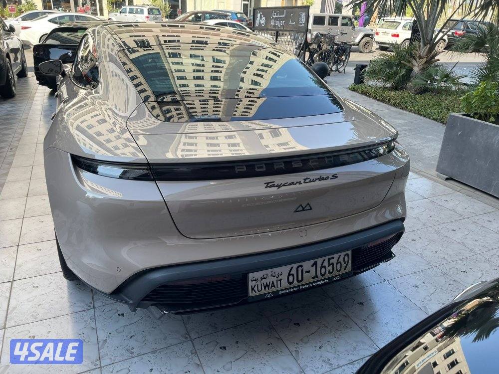 Taycan Turbo S - تايكان تيربو اس4