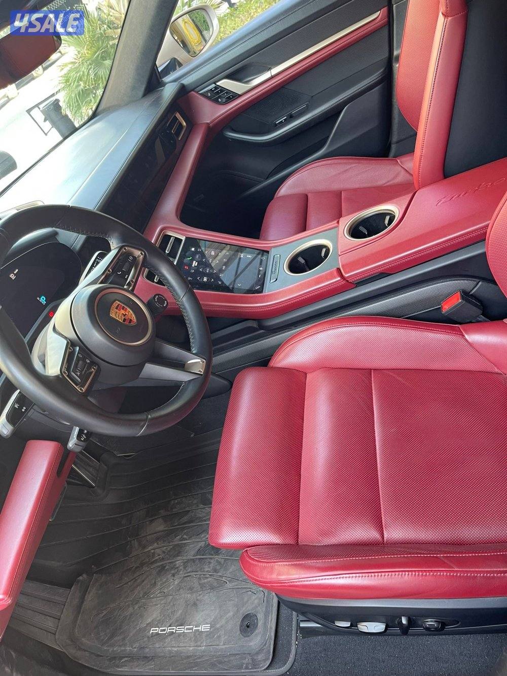 Taycan Turbo S - تايكان تيربو اس7