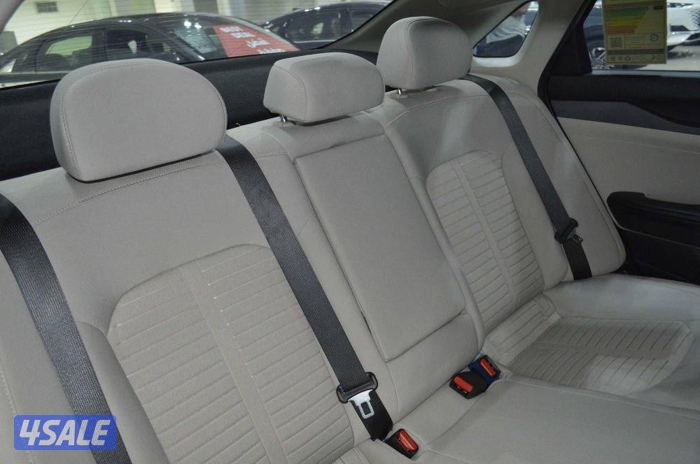 2023 Kia K5 LX - 2.0L12