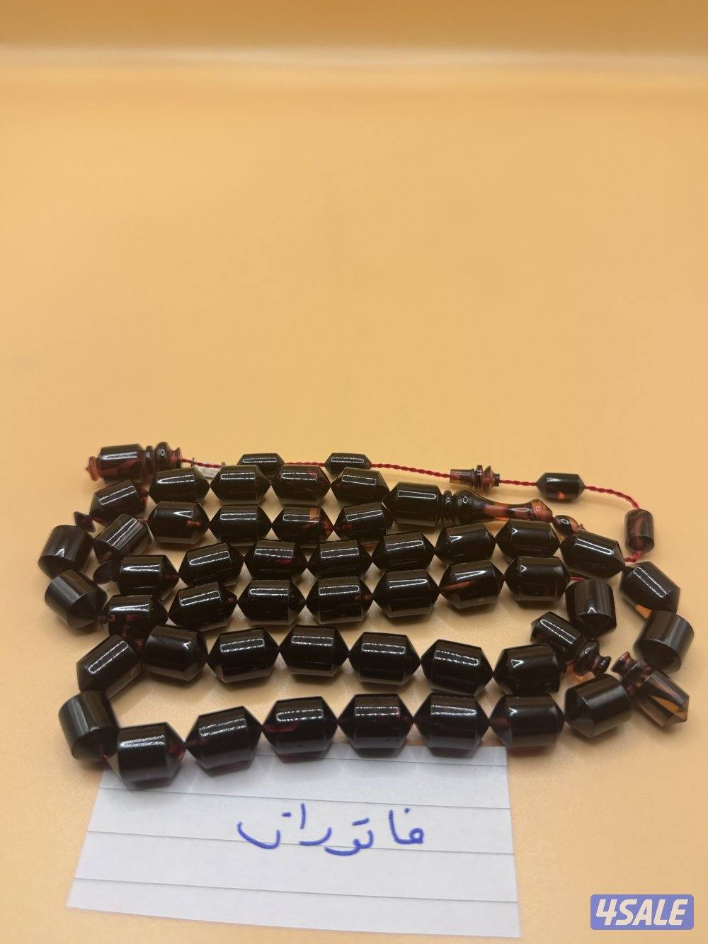 مسابيح باكلايت وفاتوران وتراب كهرب ومستكة وعظم الجمل0