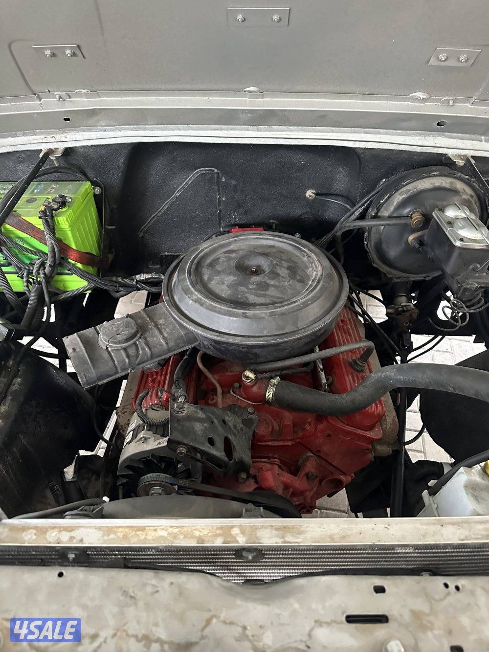 Jeep willys 1979 مجدد بالكامل و منفوض من الى عليه مكينه و قير جمس ٣٥٠1