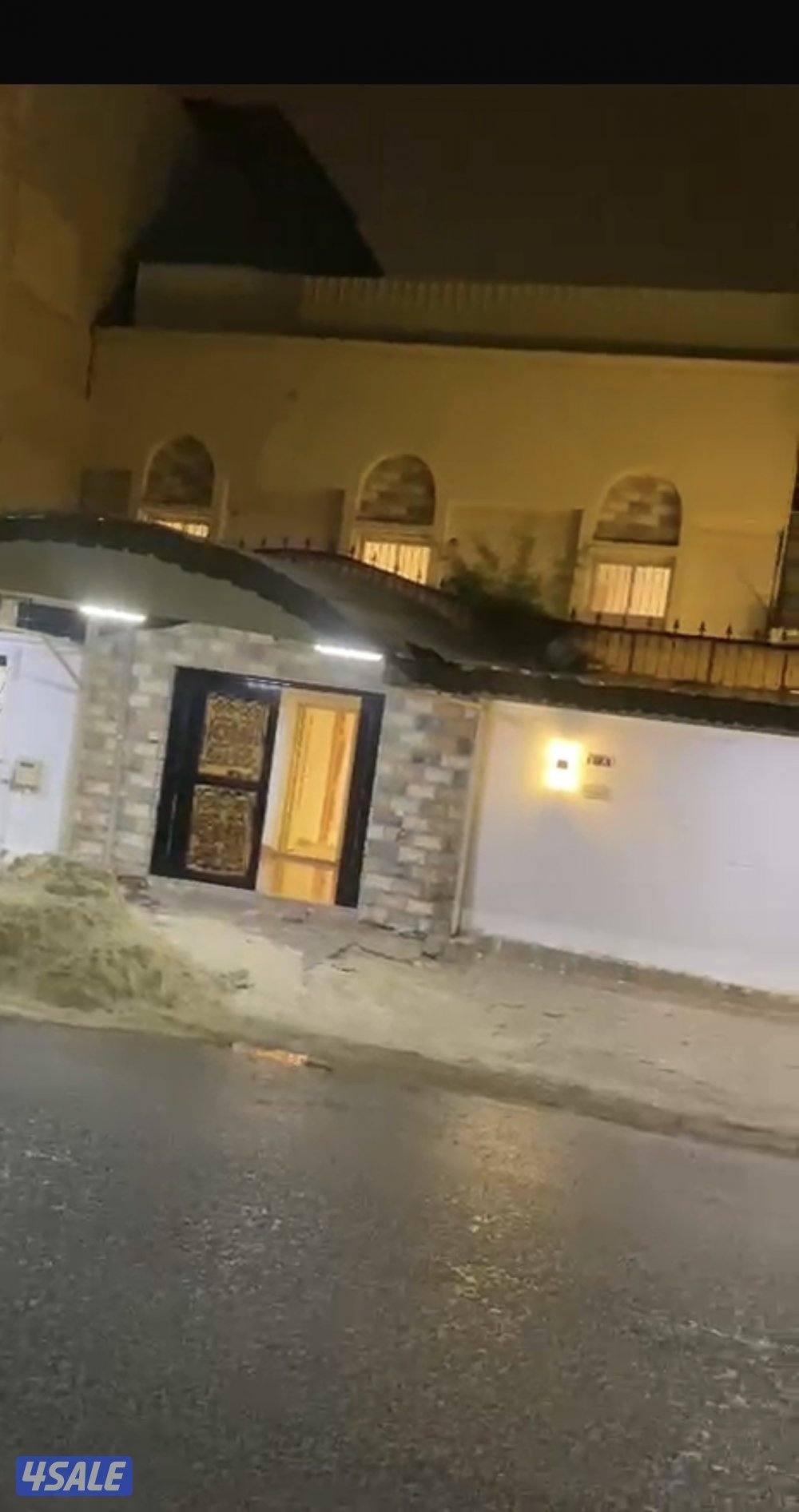 للايجار بيت الرقة ق10