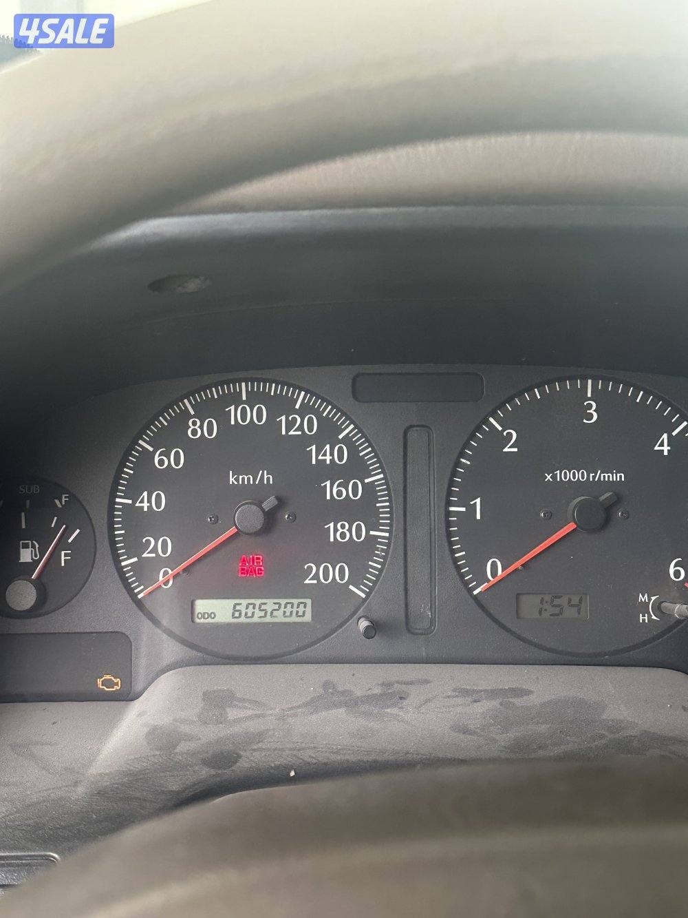 سفاري مديل ٢٠٠٠ مكينه ٤٥٠٠ الممشى ٦٠٥٢٠٠ على السوم ما اشرط ولا شي0