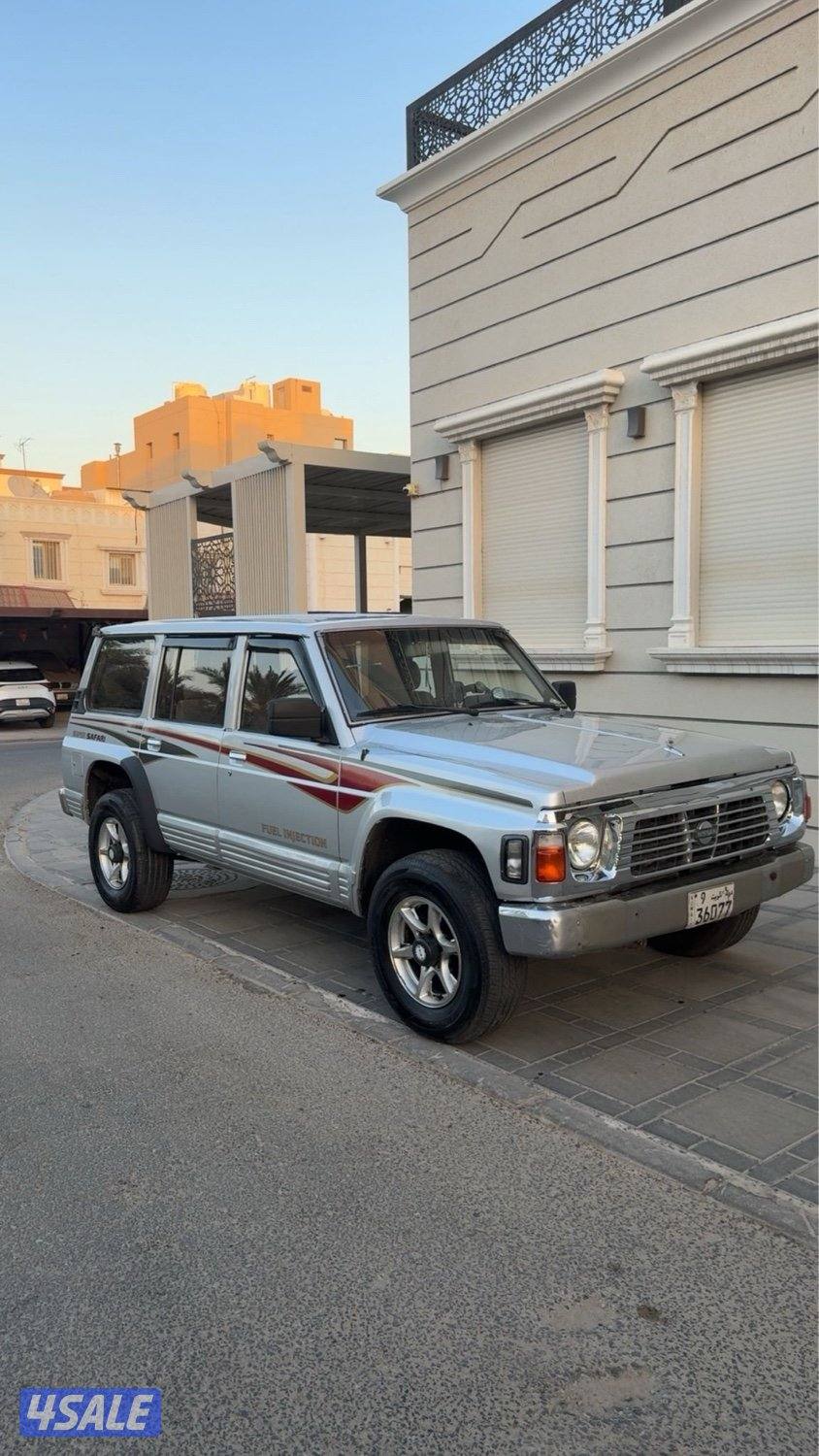 سفاري موديل 1996 بحاله ممتازه2