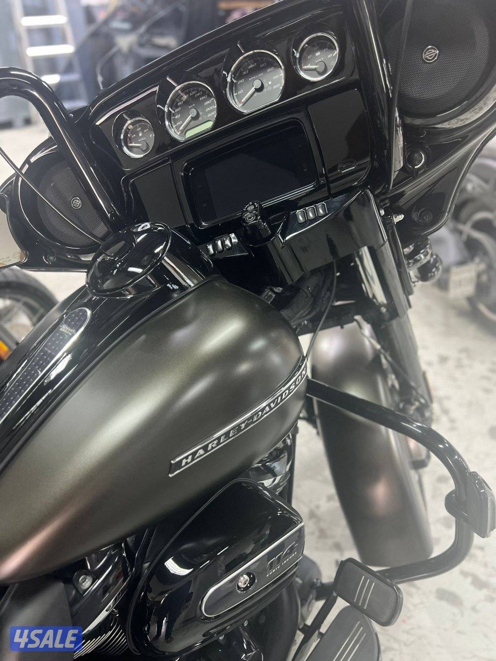 for sale Street glide (SPECIAL) 2020 بيعة سريعه3