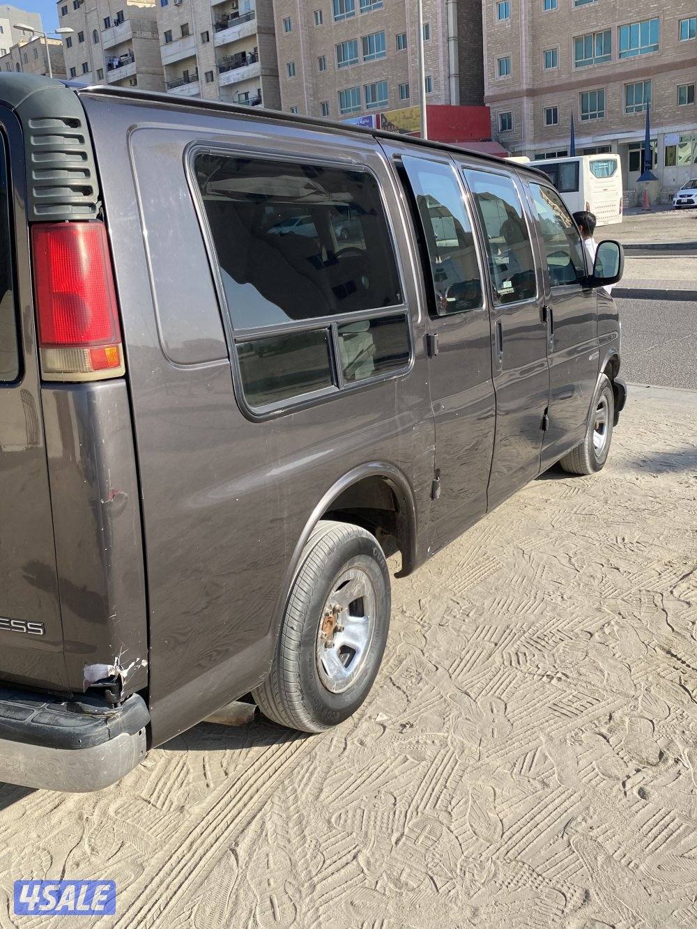 للبيع فان موديل 19996