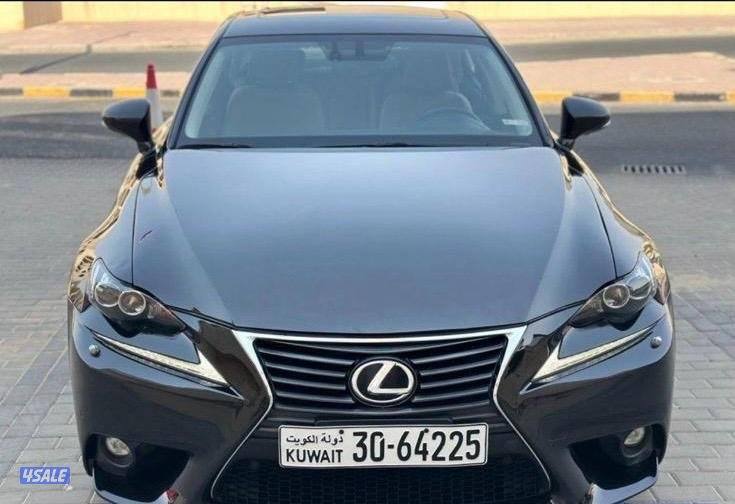 للبيع لكزس is نظيفه جداً وبحاله ممتازه1