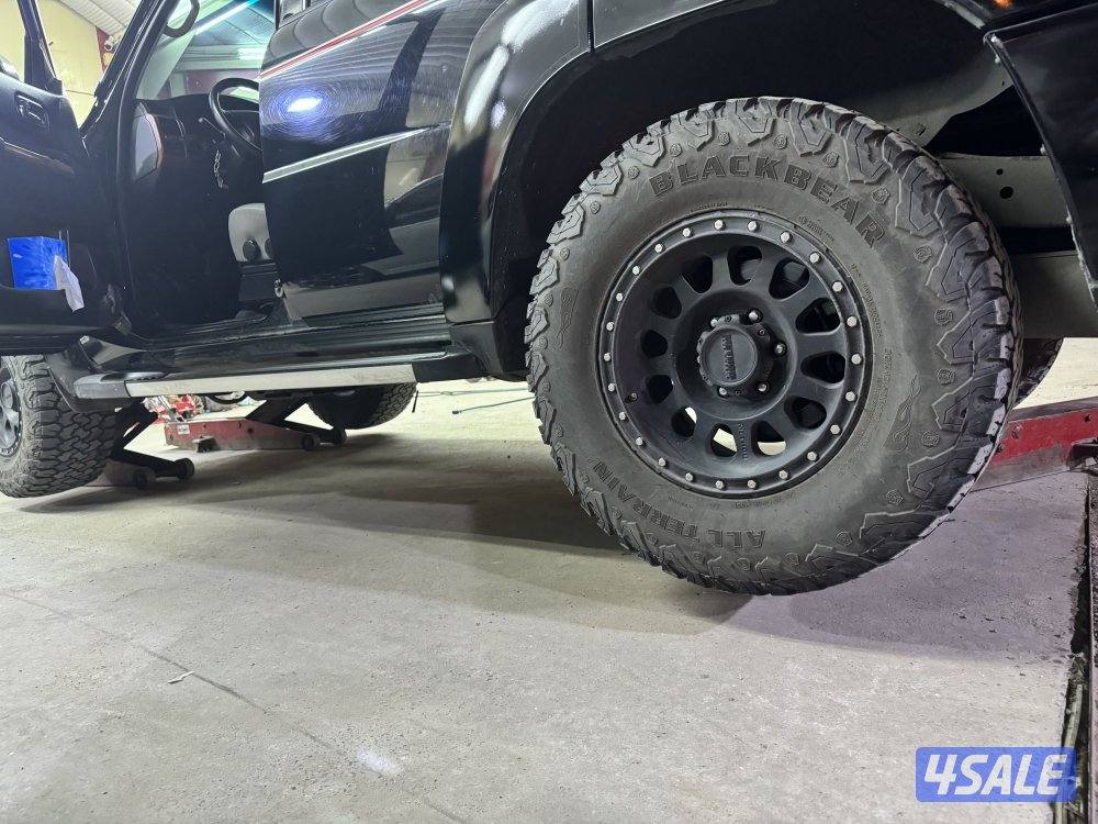 رنقات ميثود اصليه حق سفاري بحالة جيدة مع تواير حجري نص عمري0