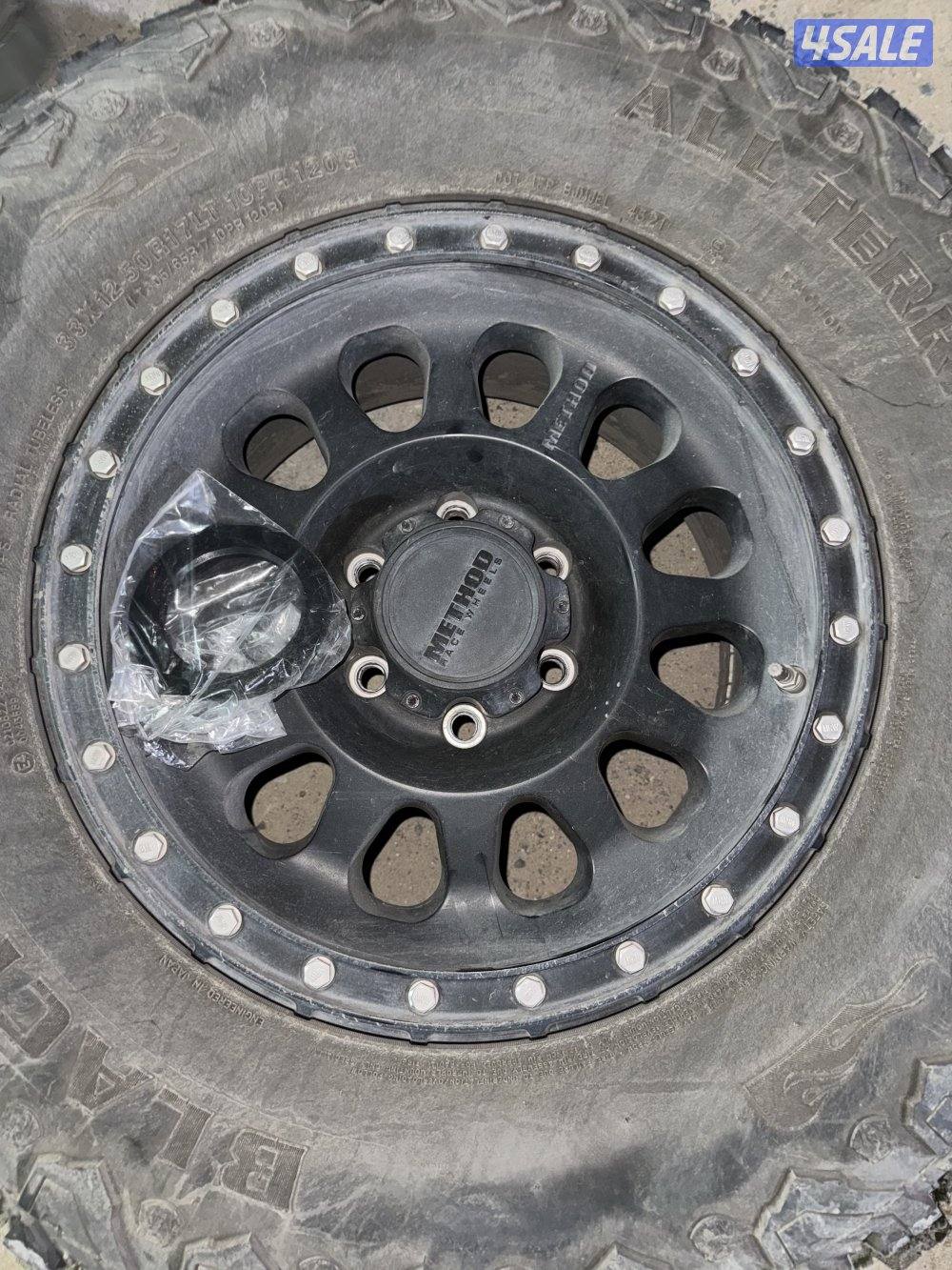 رنقات ميثود اصليه حق سفاري بحالة جيدة مع تواير حجري نص عمري3