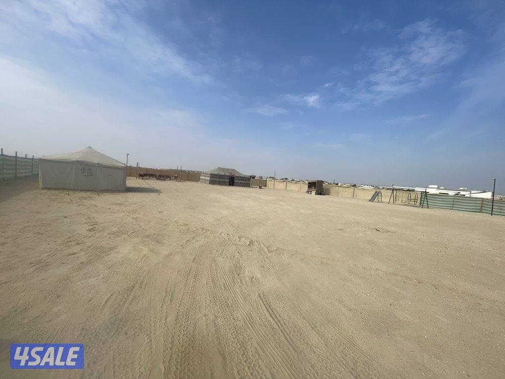 للايجار مخيم شهري خلف اسطبلات الاحمدي متوفر راس السنه2