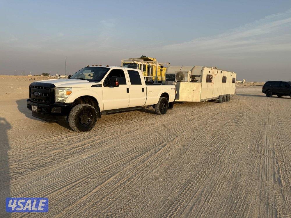 للبيع كرفان معه وانيت5