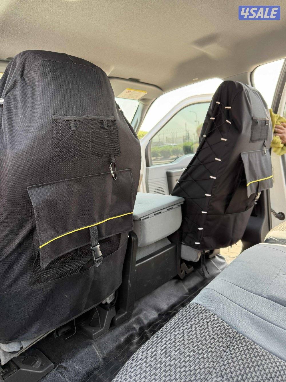 للبيع كرفان معه وانيت9