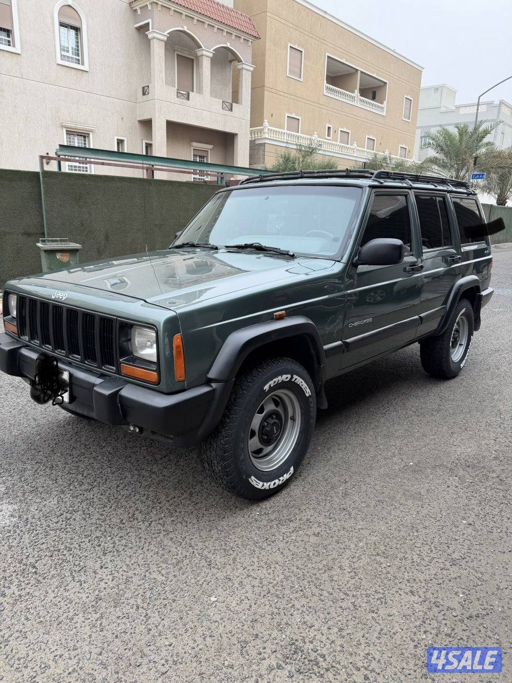 للبيع جيب شروكي 20003