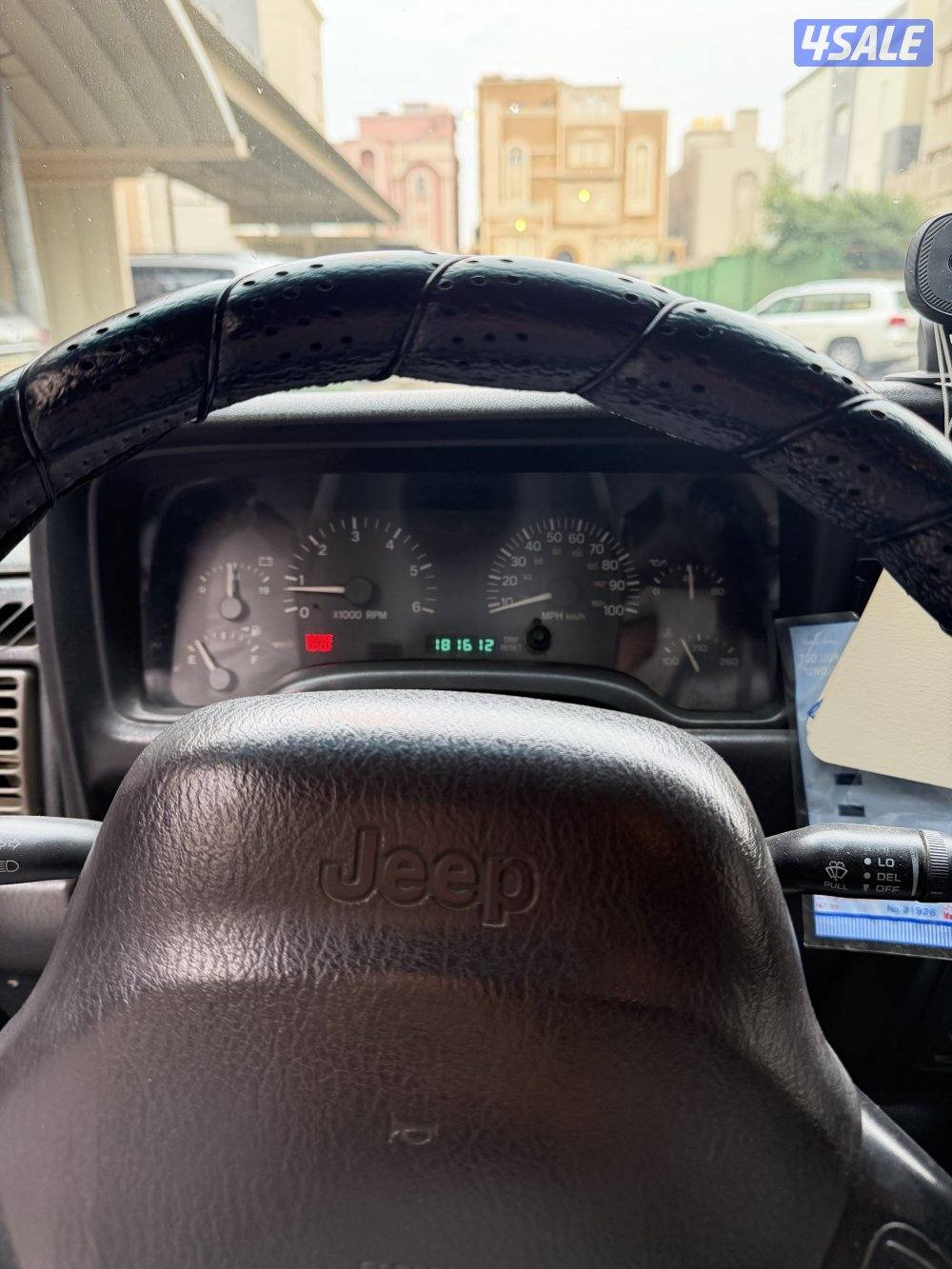 للبيع جيب شروكي 20009