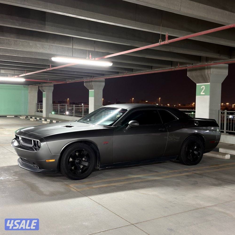 دودج تشالنجر 201110