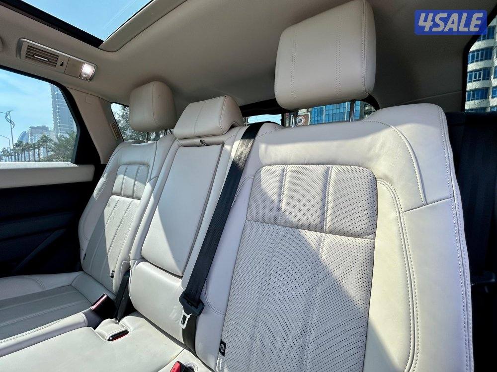 رنج روفر سبورت سوبرجارج لمتد بلاك ادشن V67