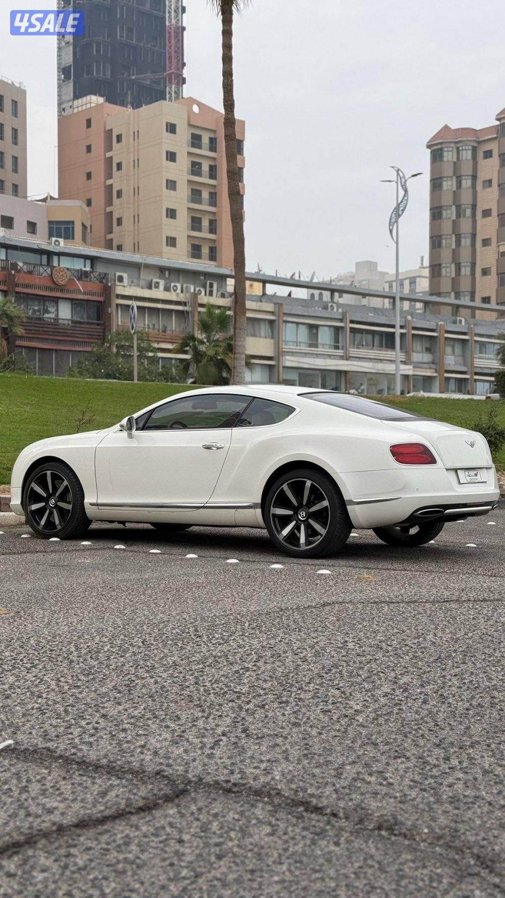 كونتننتال GT موديل 2012 / بحاله ممتازه5