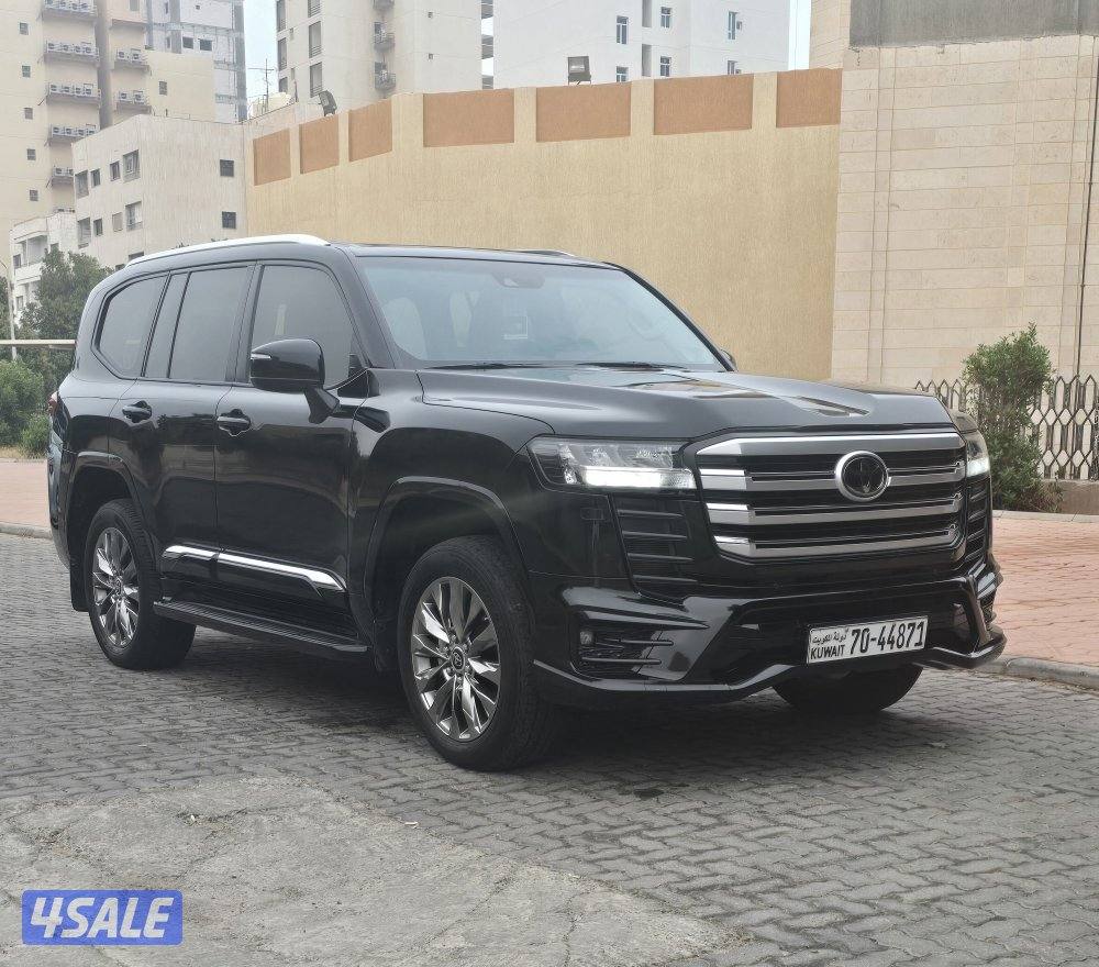 لاند كروزر الساير 2023 تون تيربو _ايرو اس كامل المواصفات صبغ الوكاله3