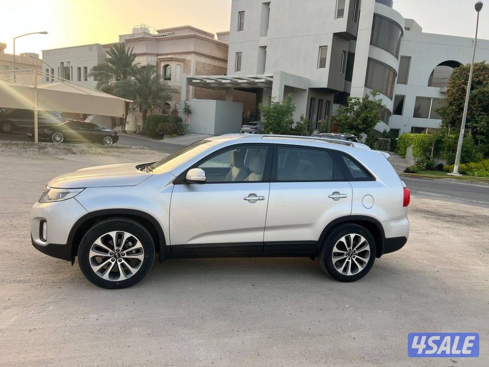 بيع كيا سورينتو موديل 2015 بحالة ممتازة صبغة الوكالة ماشي 1441