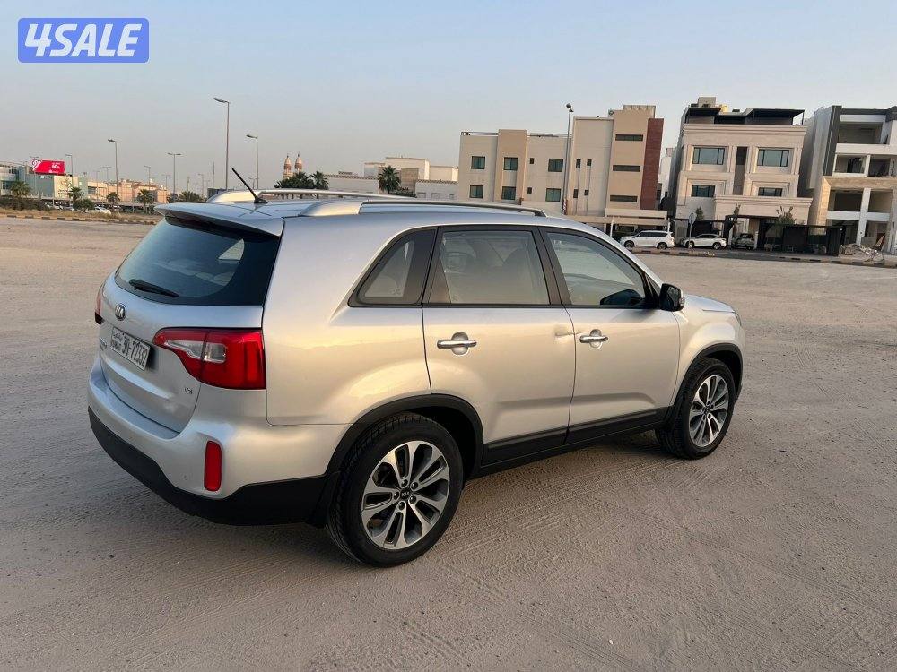 بيع كيا سورينتو موديل 2015 بحالة ممتازة صبغة الوكالة ماشي 14413