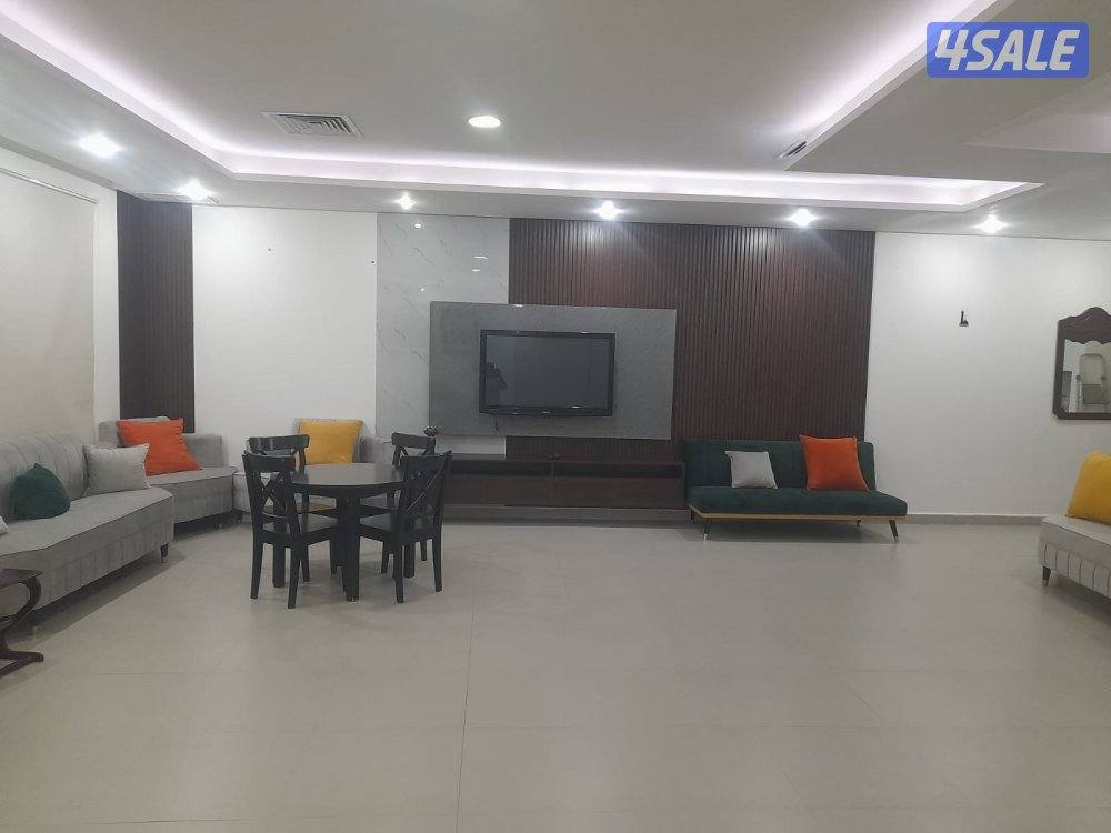 شاليه للايجار في الخيران على البحر مباشرة0