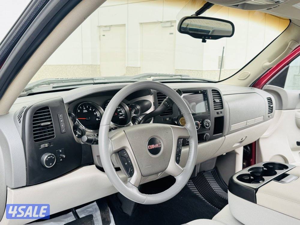 للبيع GMC سيرا موديل 201310