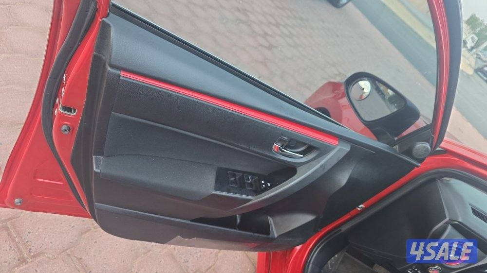 للبيع كورلا ٢٠١٩ صبغ وكاله شرط الفحص كامل الموصفات بصمه مثبت سرعه حساس7