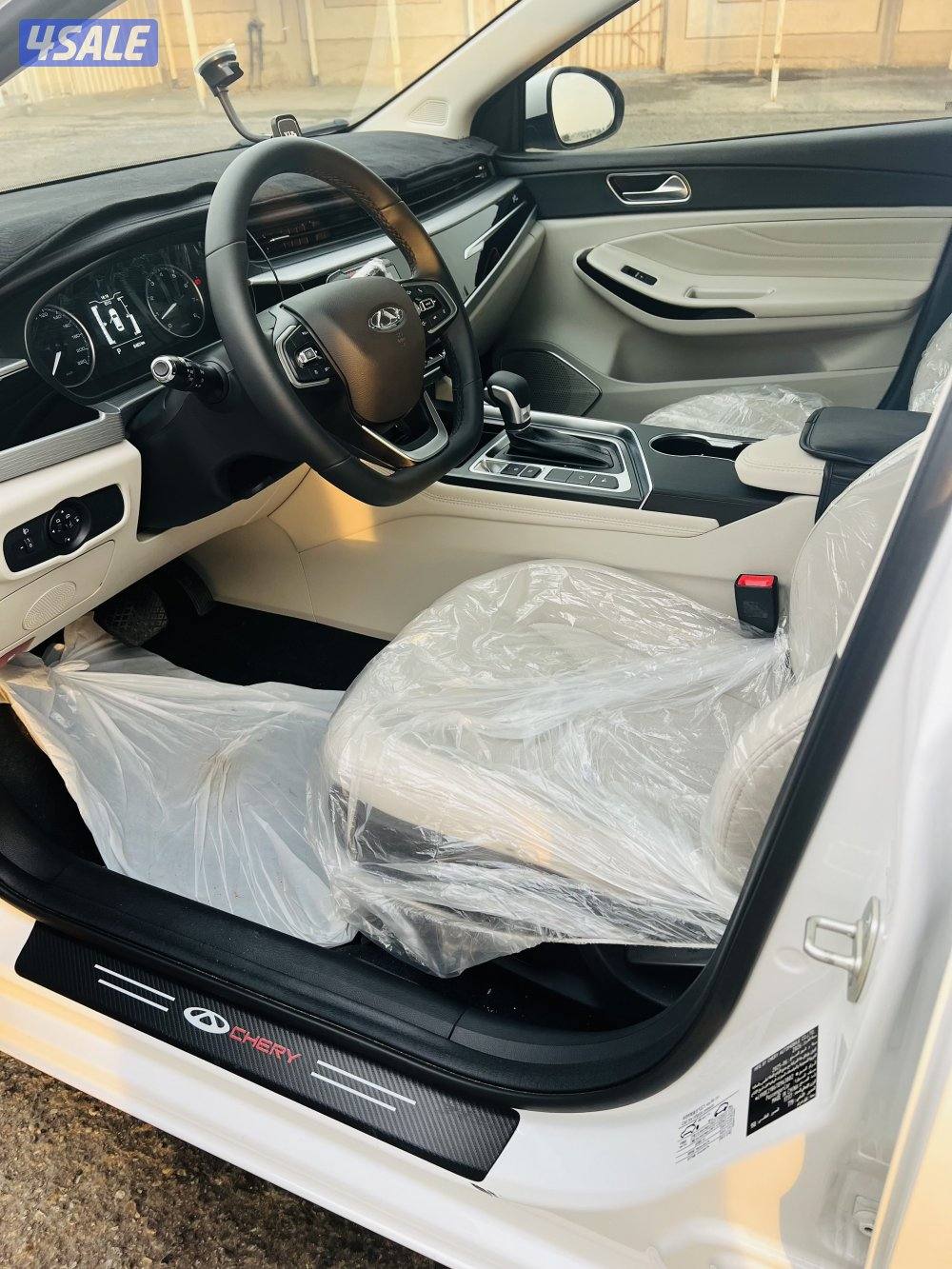 شيري اريزو53