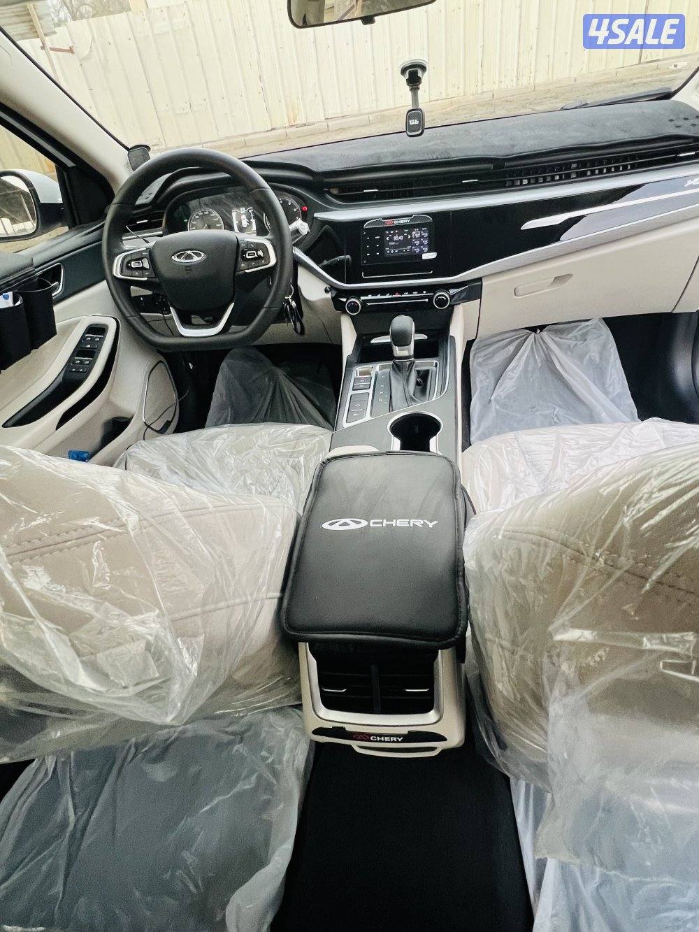 شيري اريزو54