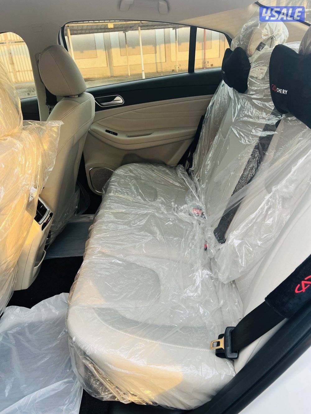 شيري اريزو57