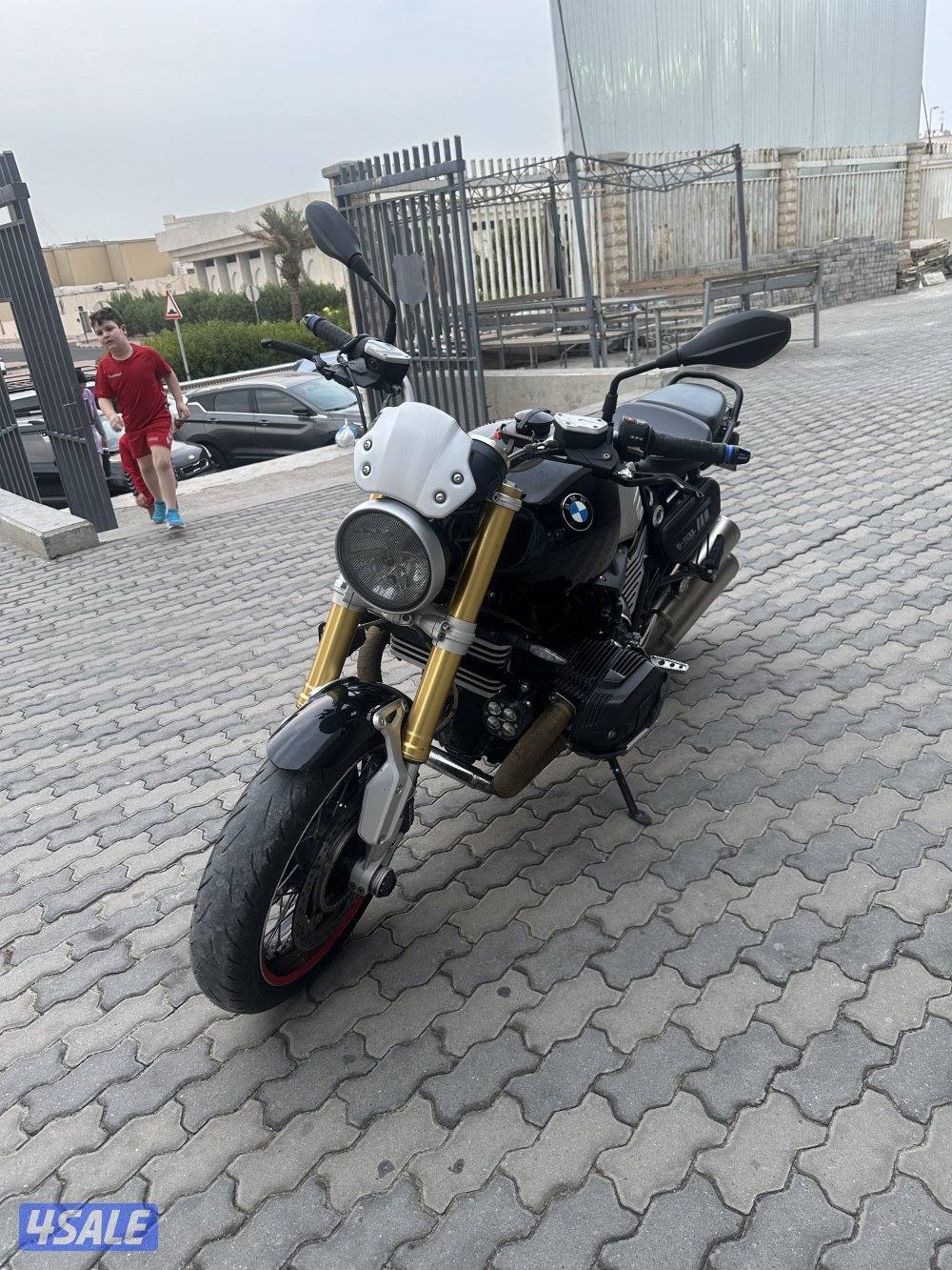BMW Rninet 2015 Model0