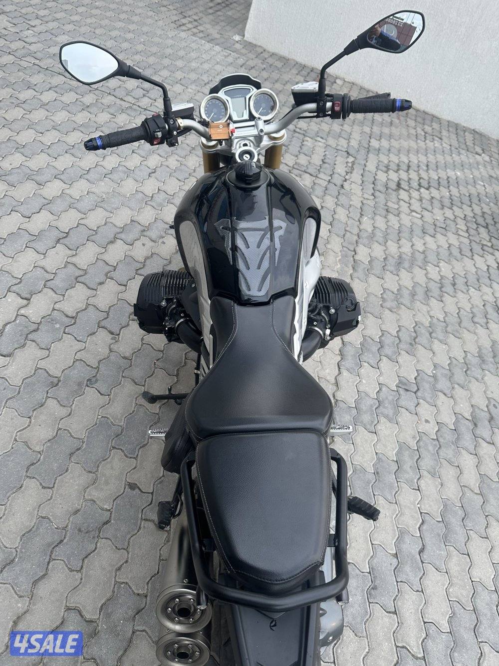 BMW Rninet 2015 Model2