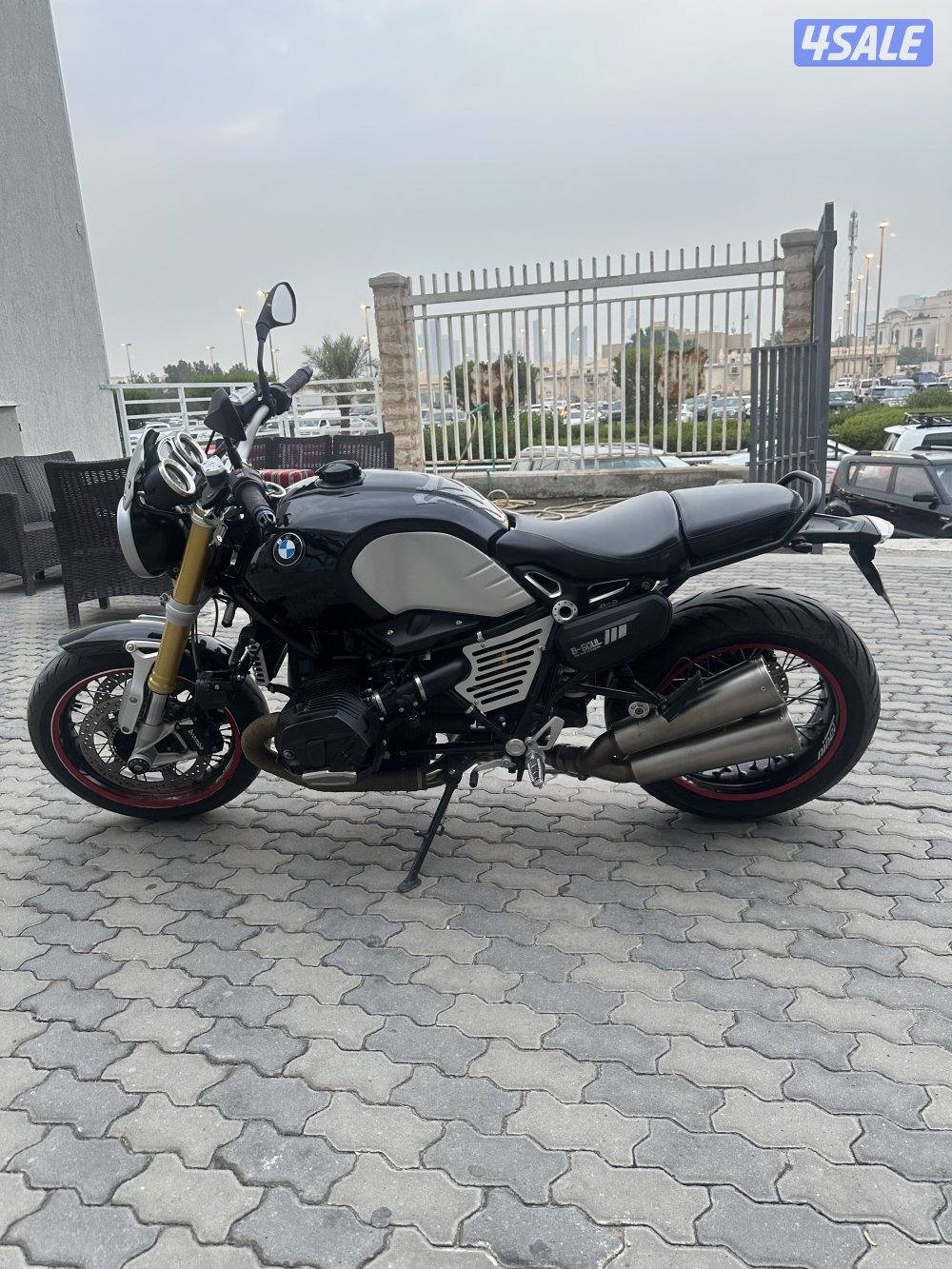 BMW Rninet 2015 Model3