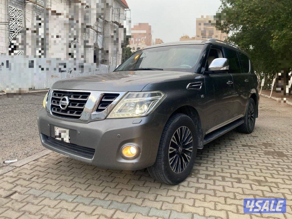 للبيع باترول بلاتنيوم 320 موديل 20143