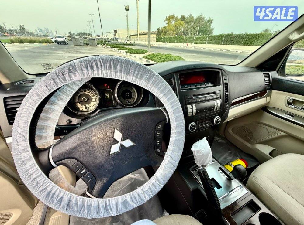 ميتسوبيشي باجيرو - الموديل:2012 - العداد:23615