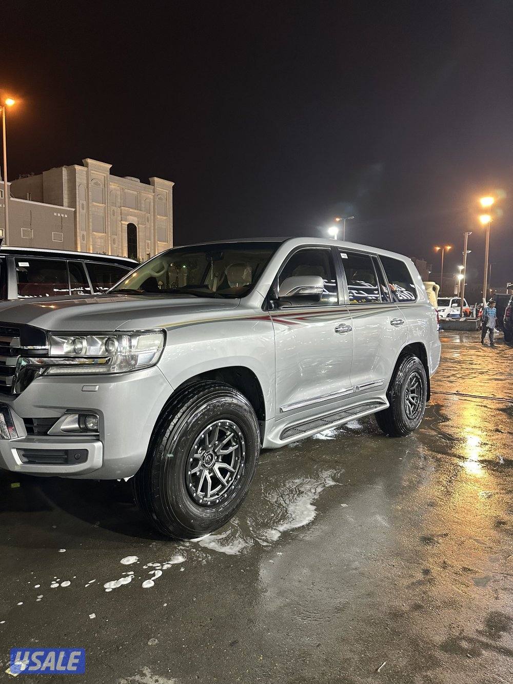 للبيع جي اكس ار 8 سلندر0