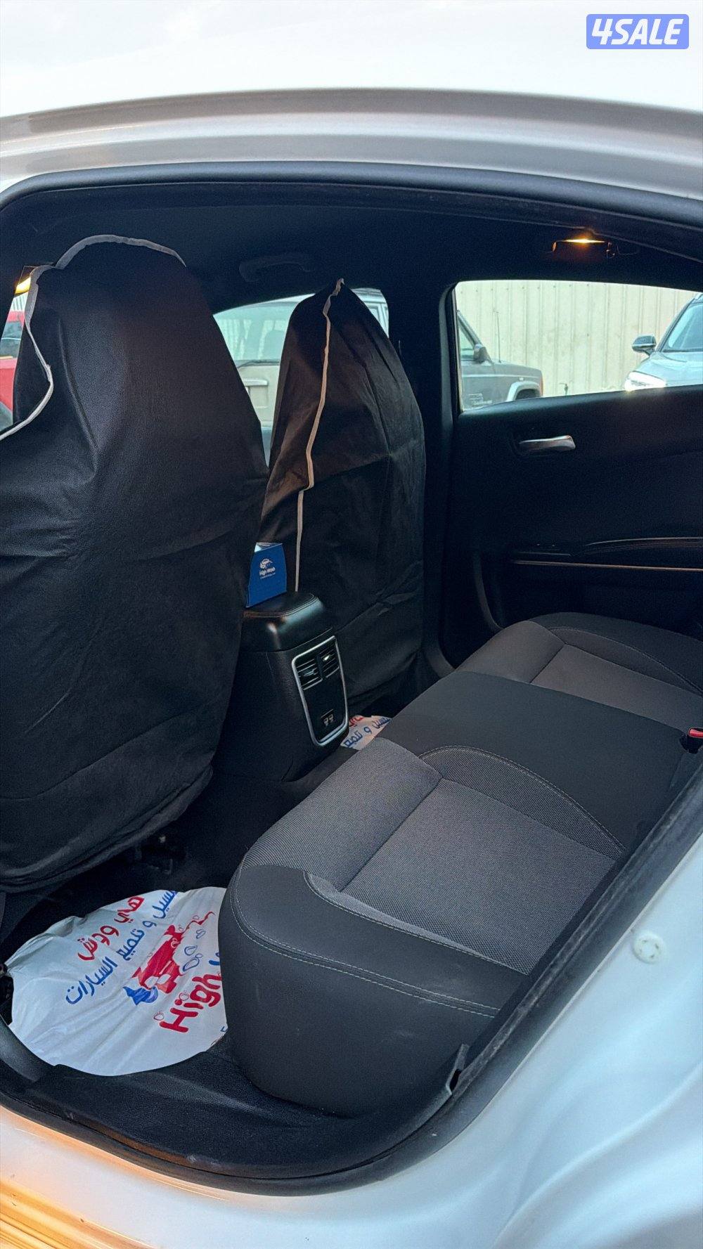 للبيع دودج تشارجر0