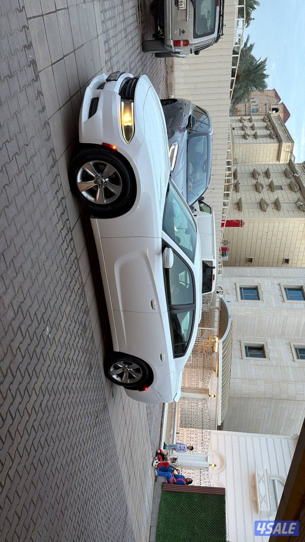 للبيع دودج تشارجر2