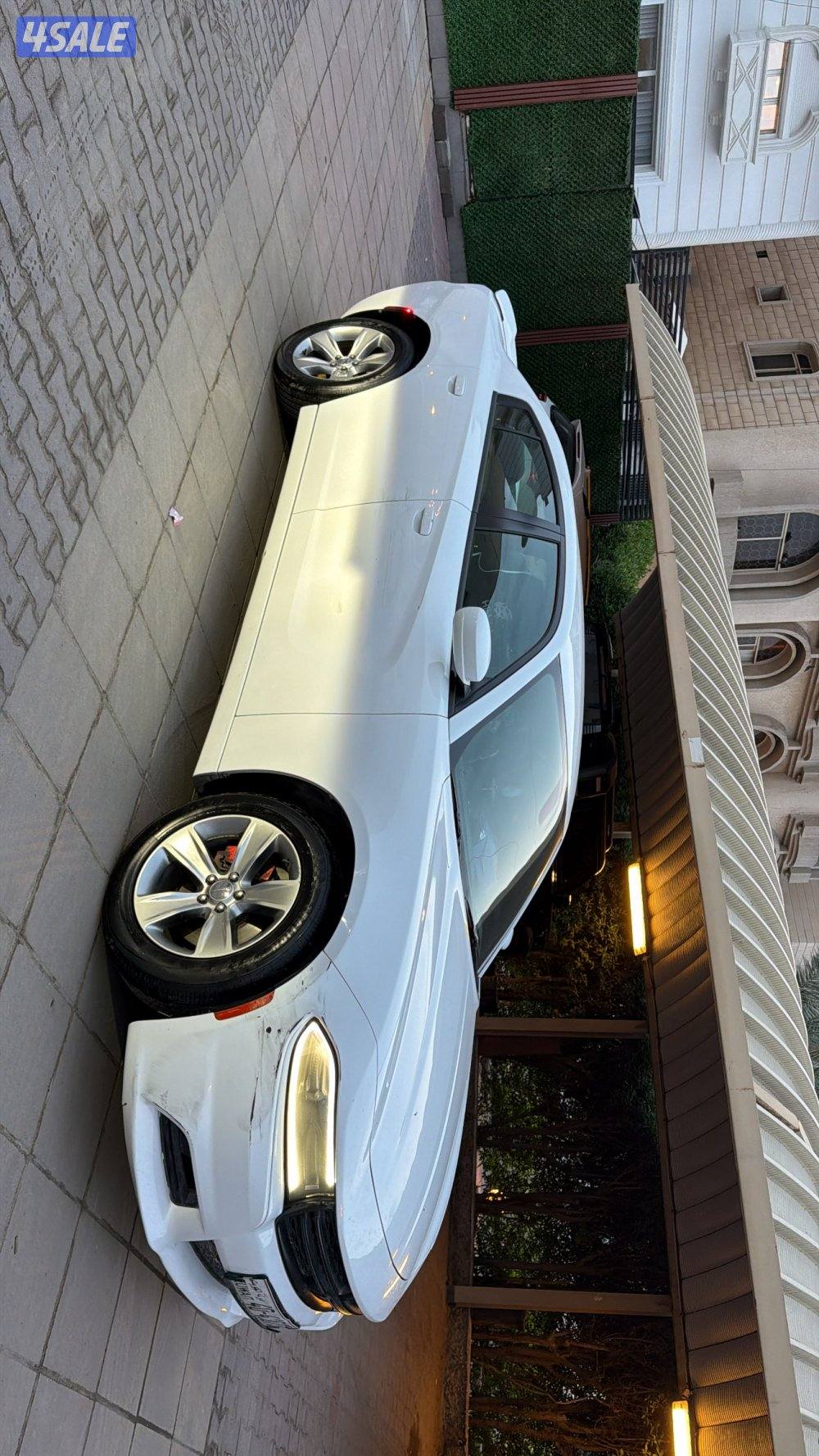 للبيع دودج تشارجر4