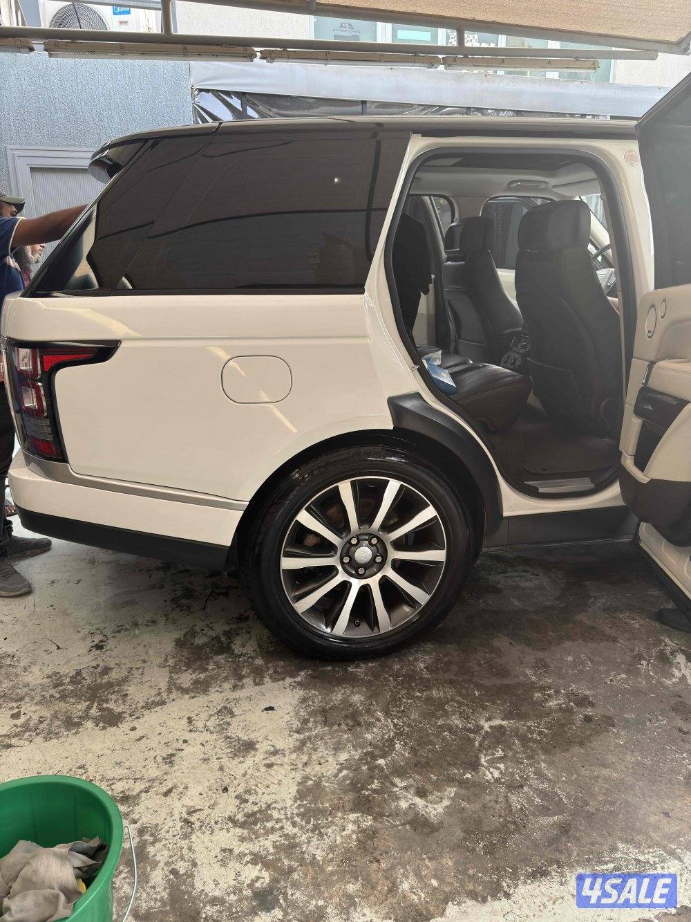 رنج روفر hse بدون سوبر1