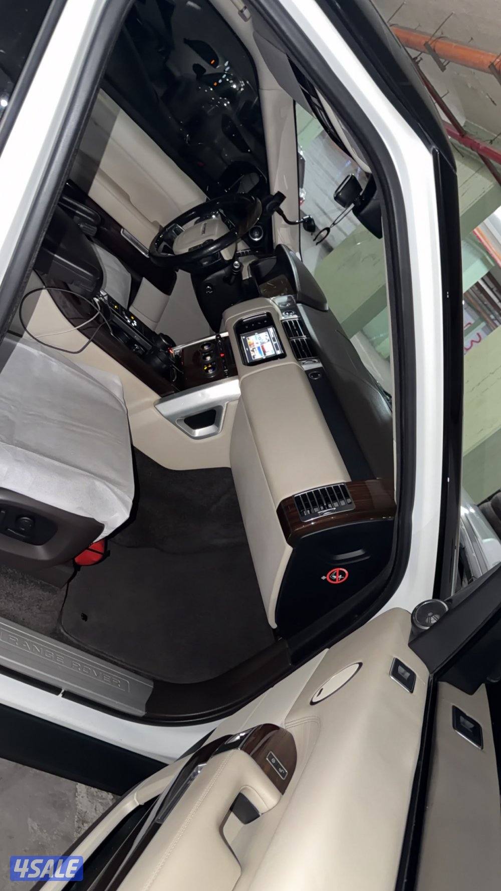 رنج روفر hse بدون سوبر5