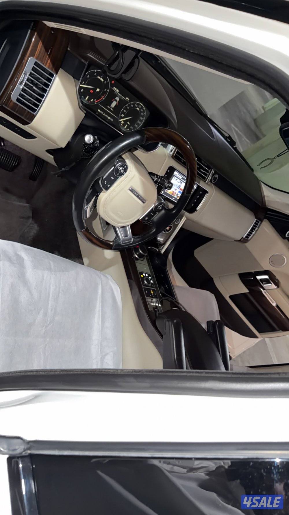 رنج روفر hse بدون سوبر7