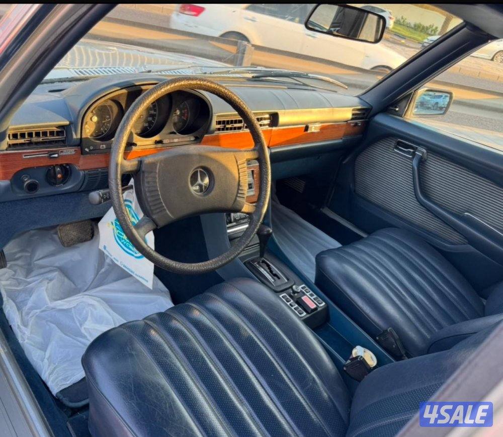 مرسيدس 450 SEL موديل ١٩٧٦ عداد ١١٤ الف شرط الفحص5