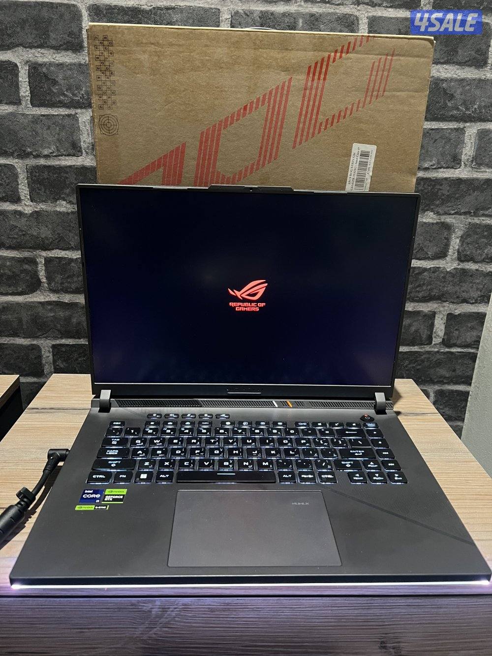 Asus Strix G161