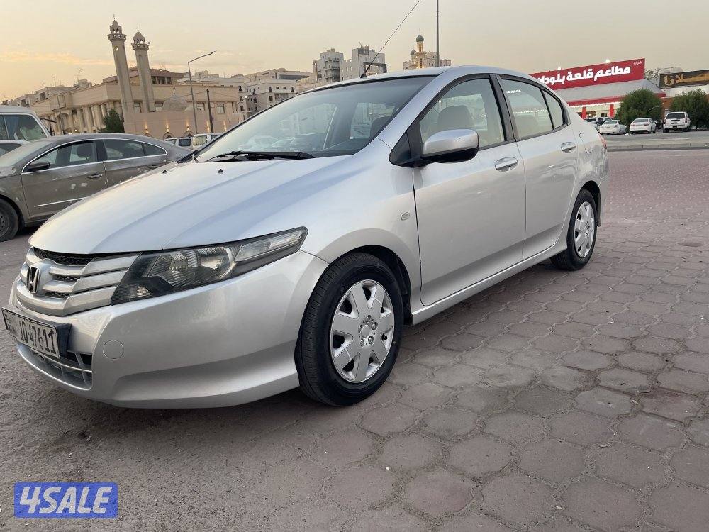 للبيع هوندا سيتي موديل 2011 ( واتساب فقط )2