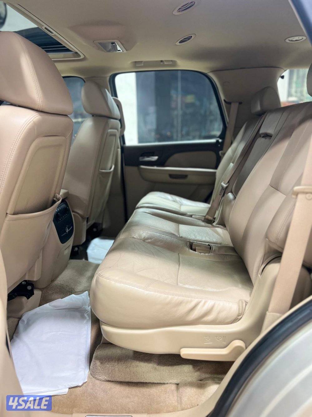 يوكن SLT موديل 2008 ماشي 390 الف صبغ الوكالة ماعدا قطعة بحالة ممتازة8