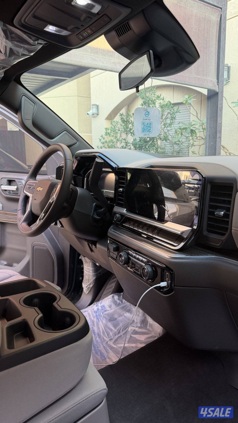 للبيع سلفرادو ٢٠٢٥ LT8